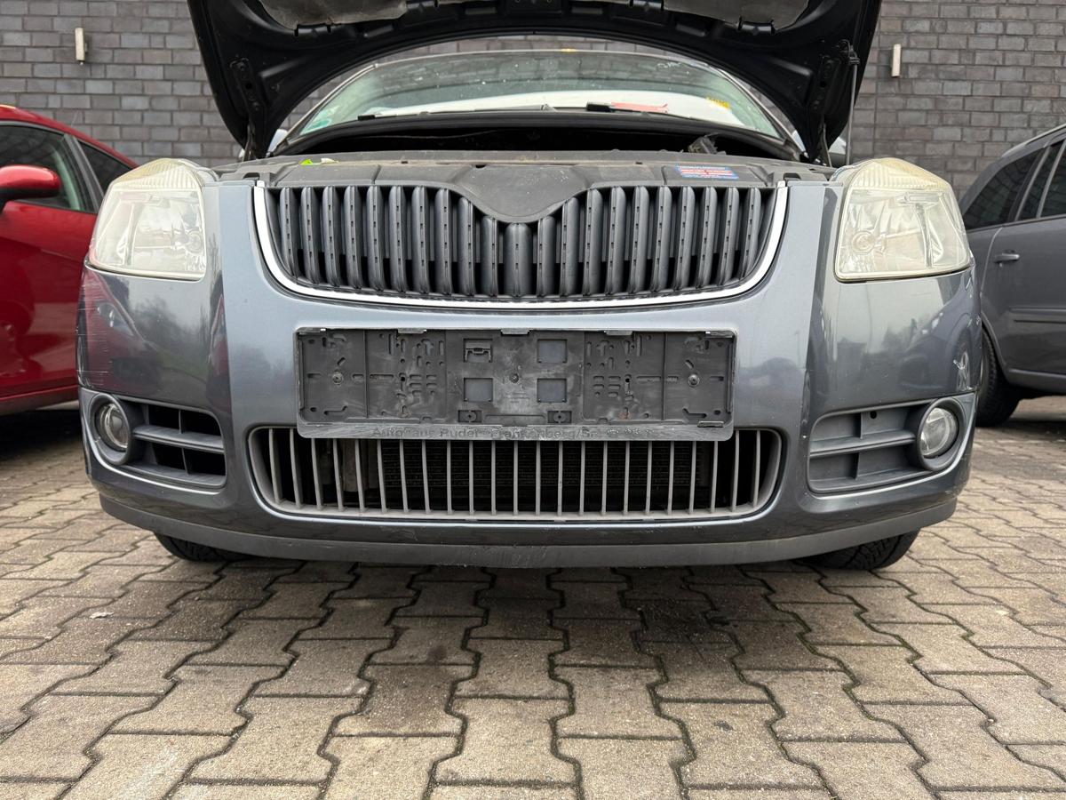 Skoda Fabia 2 5J original Sto&szlig;stange Sto&szlig;f&auml;nger vorn LF8J Anthrazitgrau BJ09